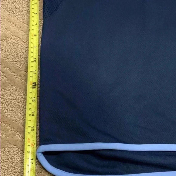 North Carolina Tar Heels Hockey Jersey - Picture 9 of 10